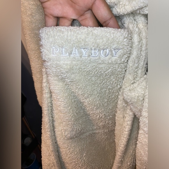 Playboy Robe - Picture 3 of 4